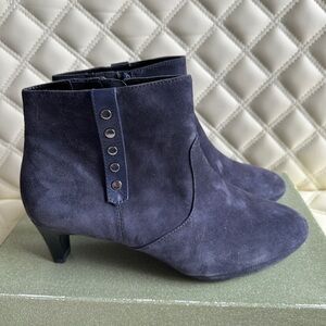 Comfortiva Pillowtop Boots